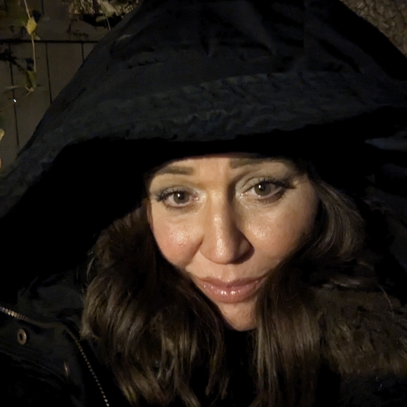 Meet your Posher, Tammy - Picture 3 of 3